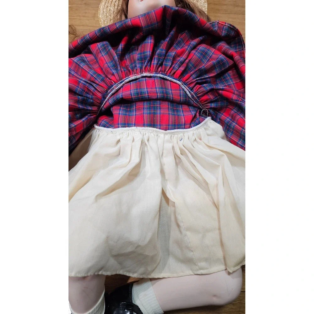 Dianna Effner Expressions Kayla II Porcelain Doll 28